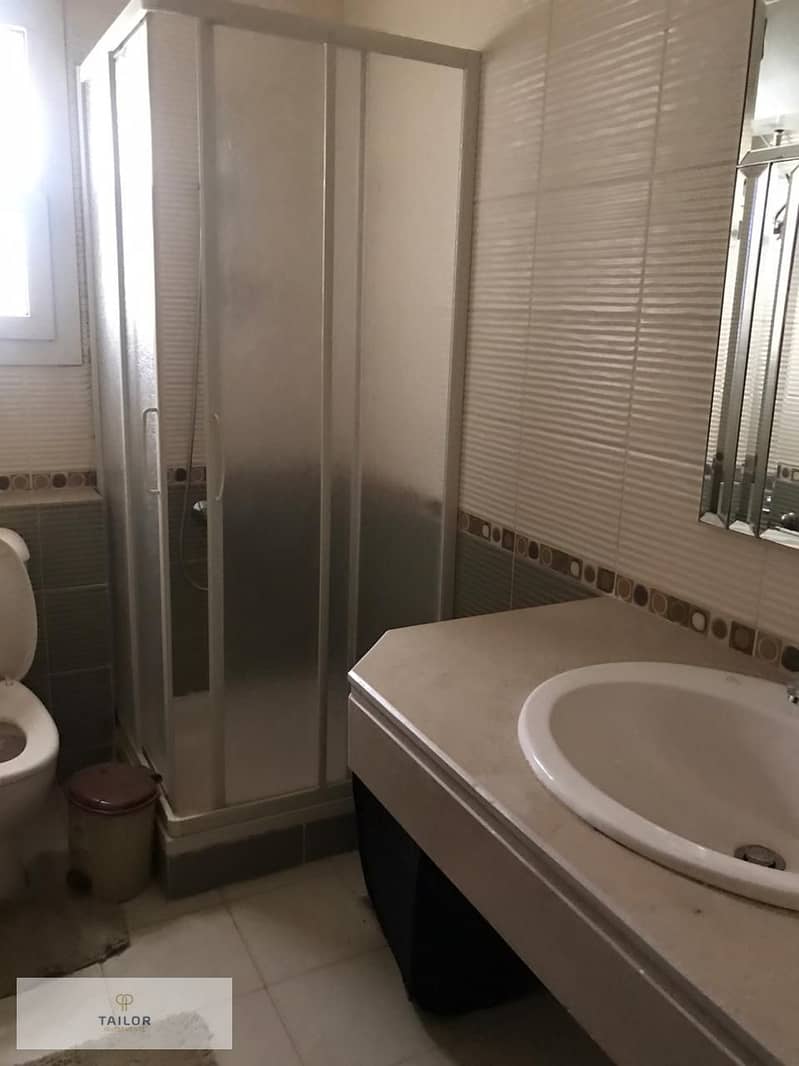 11 ce167e0b-a060-454c-9a80-5e2df5a3e9d6. jpeg