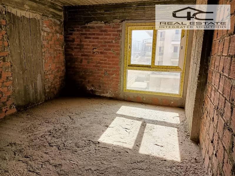 11 WhatsApp Image 2025-11-04 at 6.50. 33 PM. jpeg