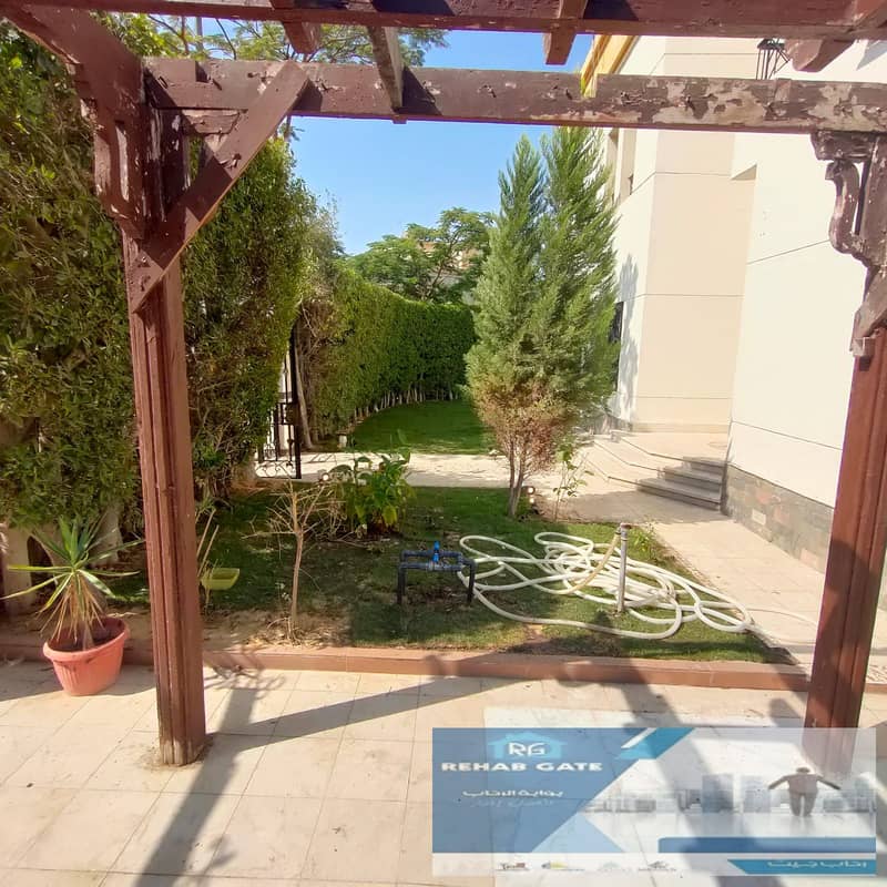 10 4e0a32fa-6662-4792-a0a7-7a87dba9e02c. jpg