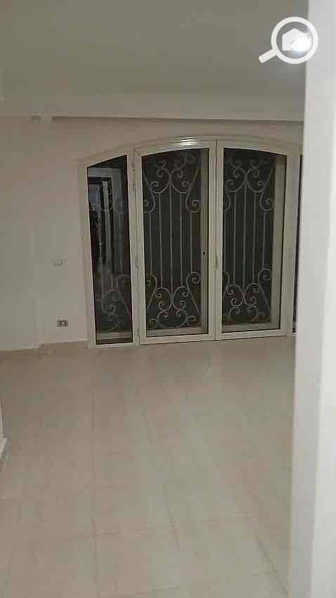 11 835f3d47-442f-40ed-a173-f5f73f3324e3. jpg