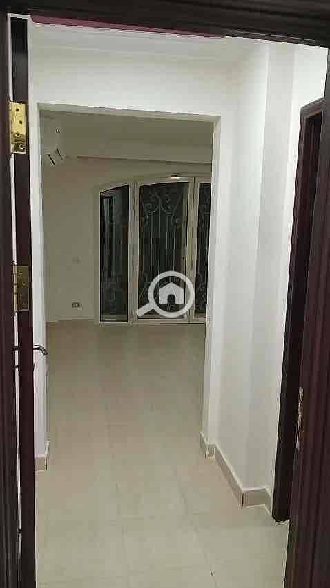 15 2e47b228-67a0-4880-a72f-2b61e92fa92d. jpg