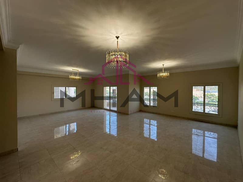 2 photo_6028318511169914283_y. jpg