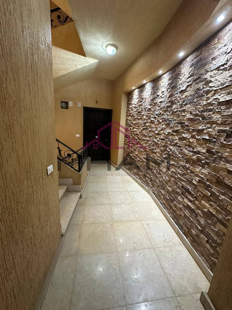 9 photo_6028318511169914280_y. jpg