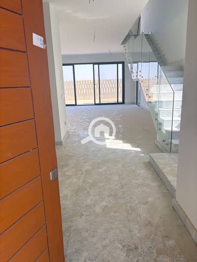 فیلا 4 غرف نوم للبيع في مدينة الشروق، القاهرة - 39aeaa74-d92d-4c1d-a1f3-6a21b964c2d8. jpeg