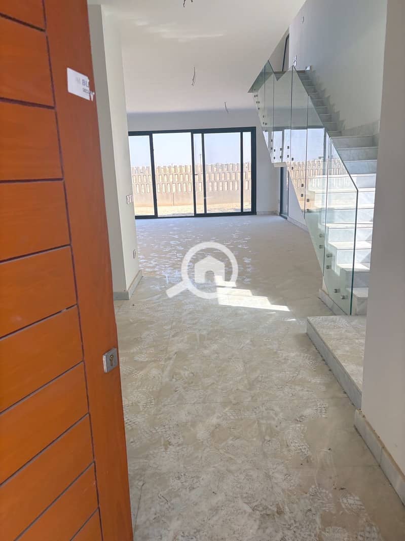 39aeaa74-d92d-4c1d-a1f3-6a21b964c2d8. jpeg 39aeaa74-d92d-4c1d-a1f3-6a21b964c2d8. jpeg