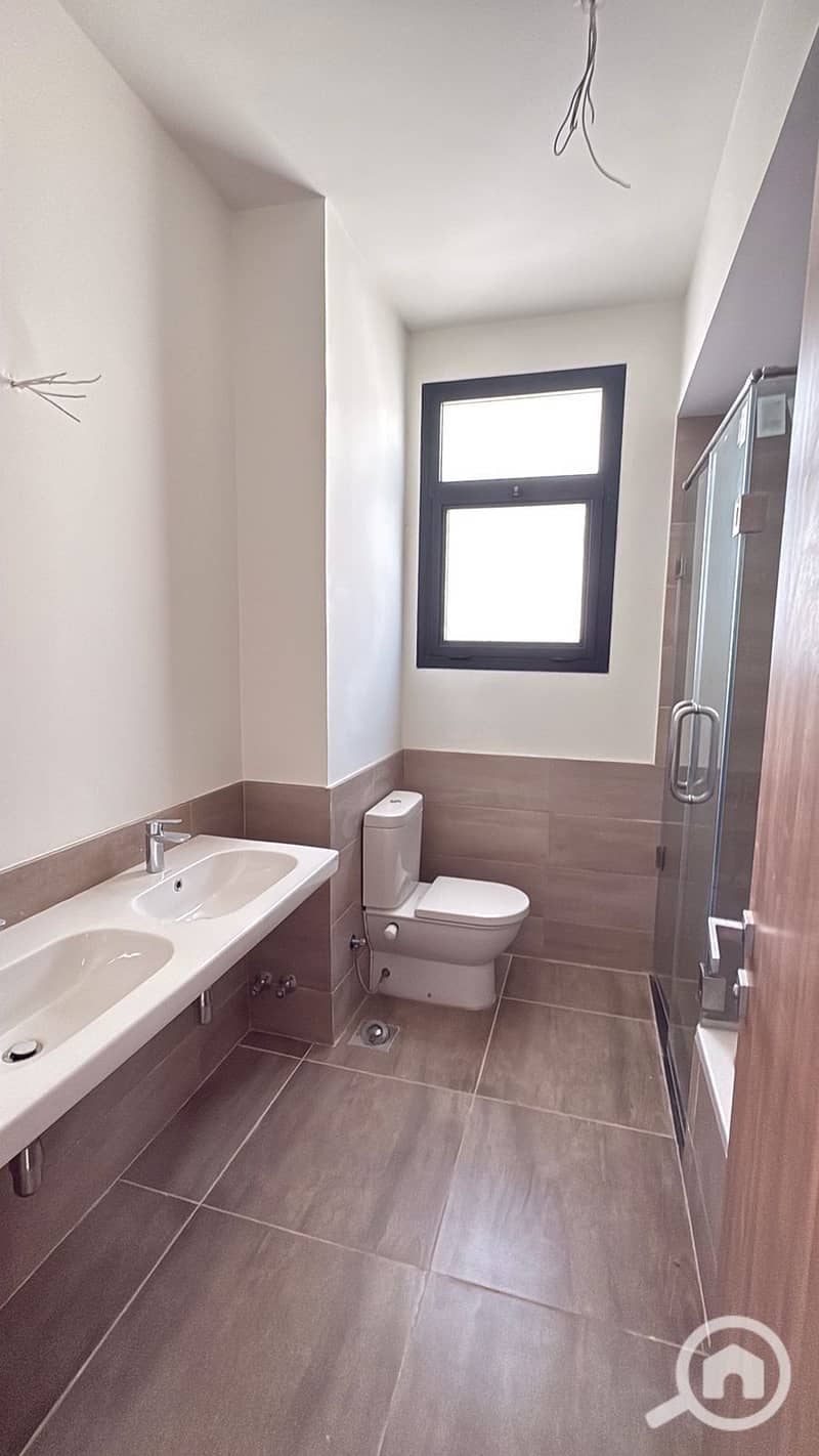 7 ee2a9867-218e-4d1e-84a4-5abb1dc5e546. jpeg