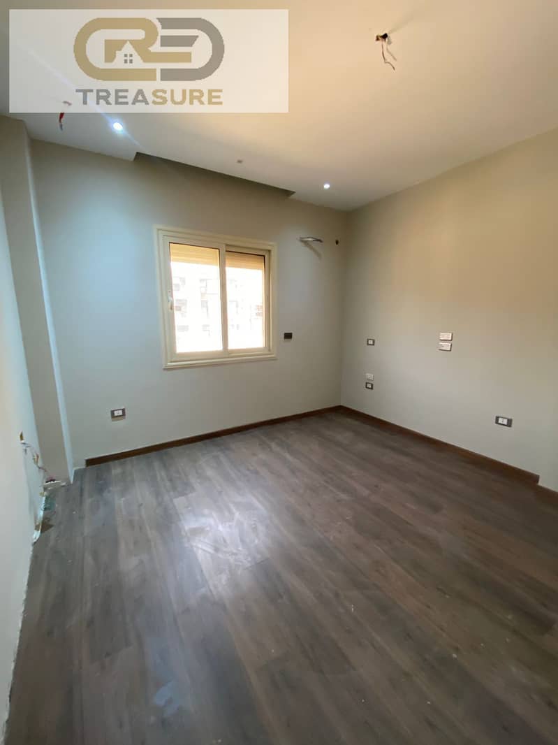 2 WhatsApp Image 2025-11-05 at 12.24. 11 PM. jpeg