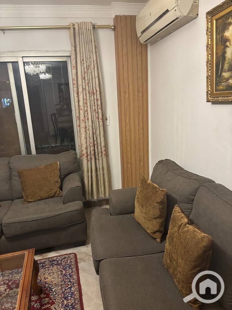 5 cb8a4305-2f87-44d8-b05e-6dd3561adcd4. jpeg