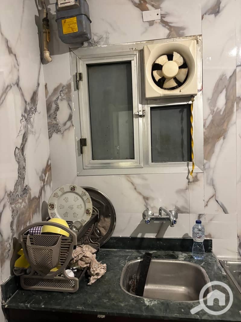 8 0d48f0f1-55a3-4318-a9fb-75d5f611f859. jpeg