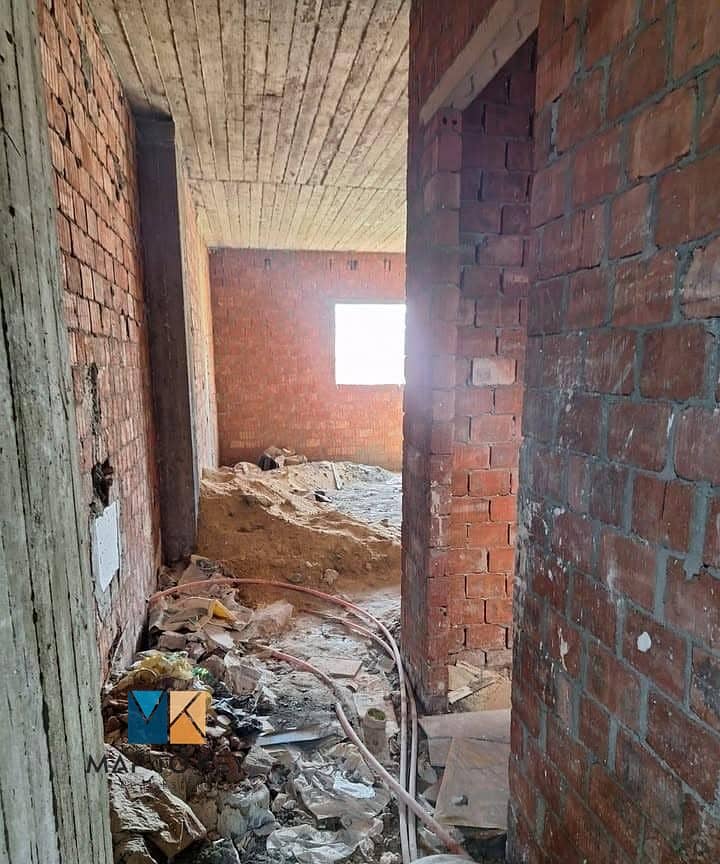 8 566194367_25479447688325704_851065981054639687_n. jpg