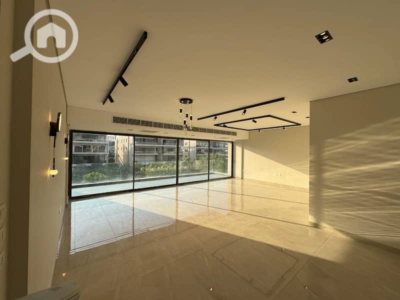 2 WhatsApp Image 2025-11-03 at 14.04. 39 (2). jpeg