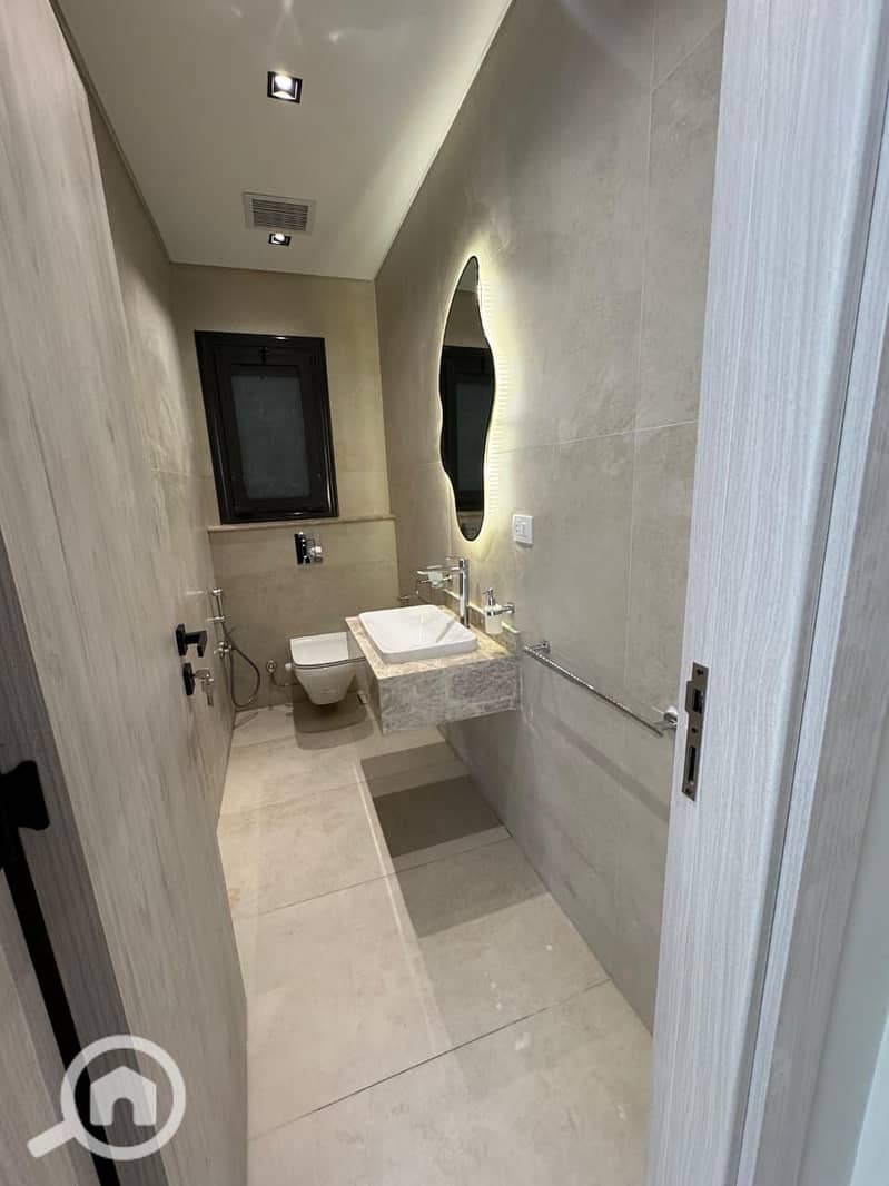 11 WhatsApp Image 2025-11-03 at 14.04. 37. jpeg