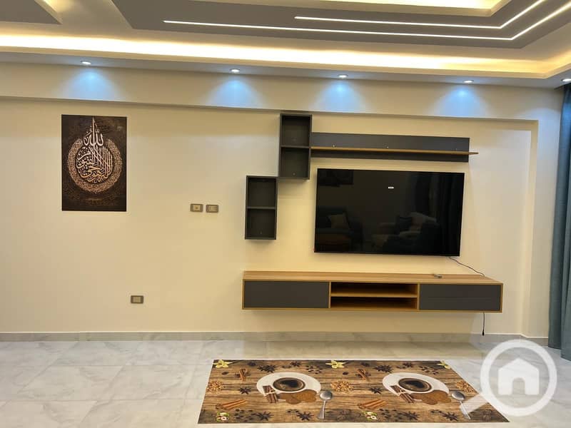 3 8560ff3b-5594-4d60-b6a8-f925d59e7452. jpg