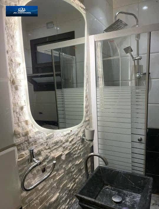 4 WhatsApp Image 2025-11-05 at 17.11. 47_daa2e915. jpg