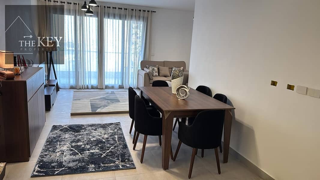 8 650463bb-784b-4d4a-b6c8-06443bbf3de0. jpg