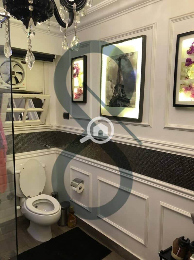 9 PHOTO-2025-11-04-18-01-59 8. jpeg