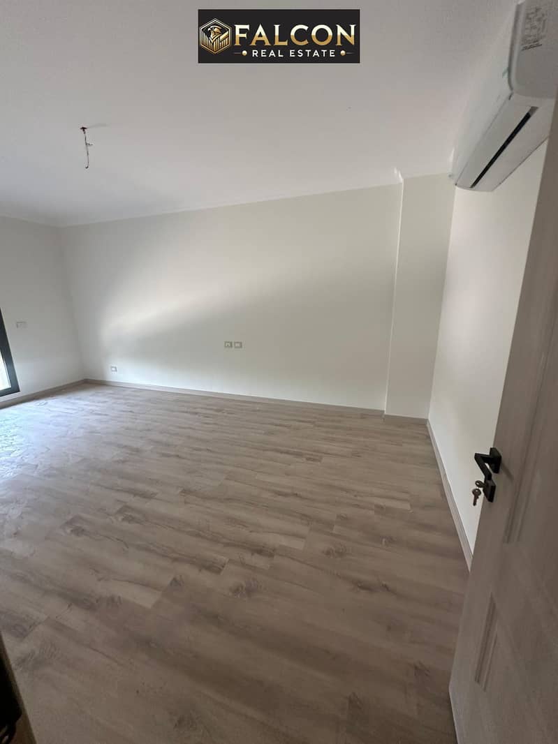 13 WhatsApp Image 2024-10-22 at 17.21. 47_87dd445e. jpg