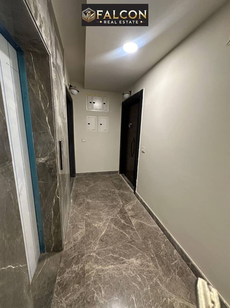 14 WhatsApp Image 2024-10-22 at 17.21. 48_3cebeda5. jpg