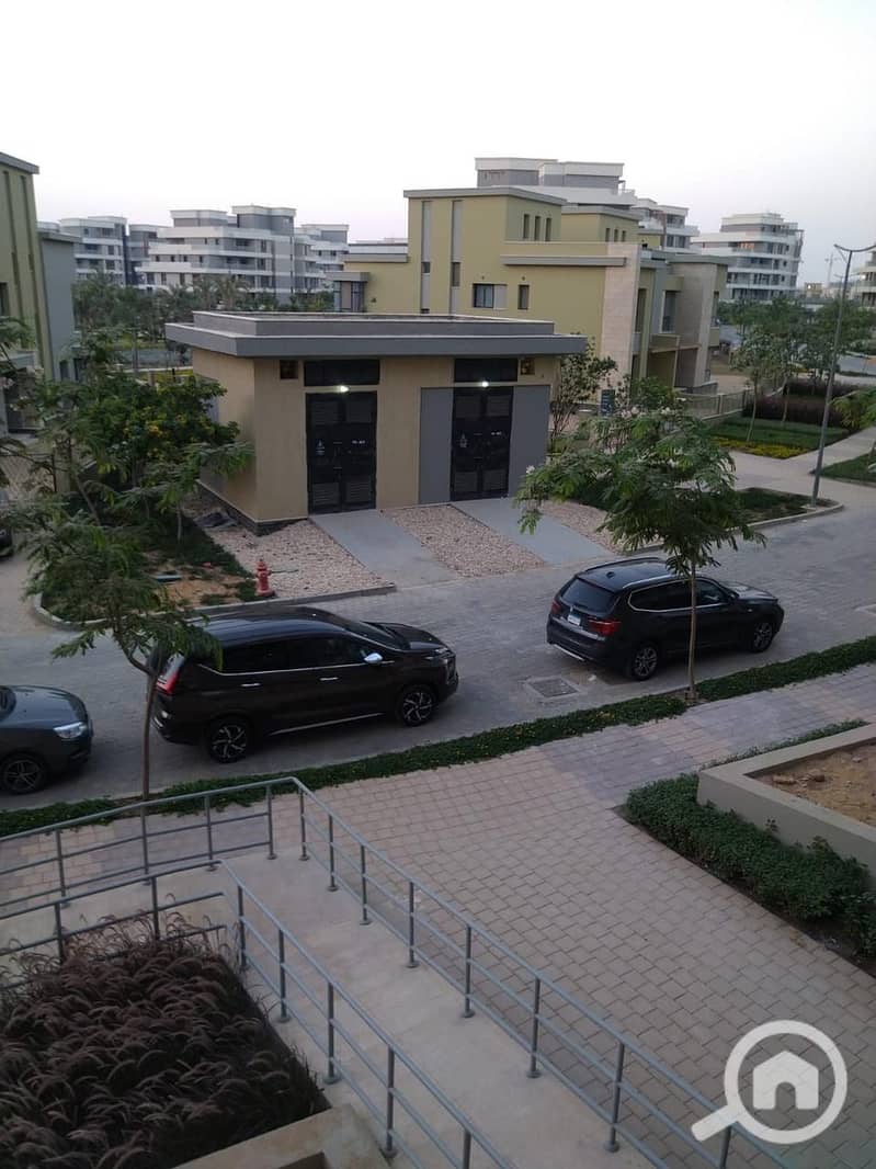 2 94956347-e040-4662-92b4-e1dcfe50ac80. jpeg