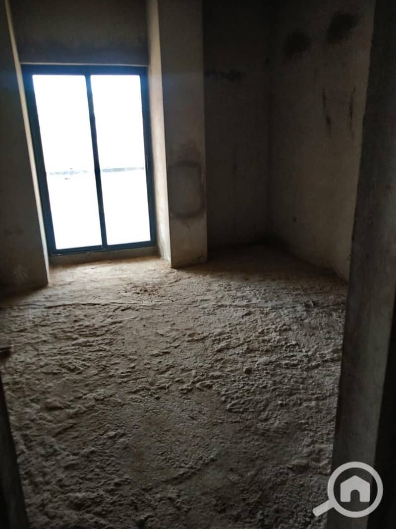 4 43ab74b8-f22f-4e94-960c-bf53a28ab73d. jpeg