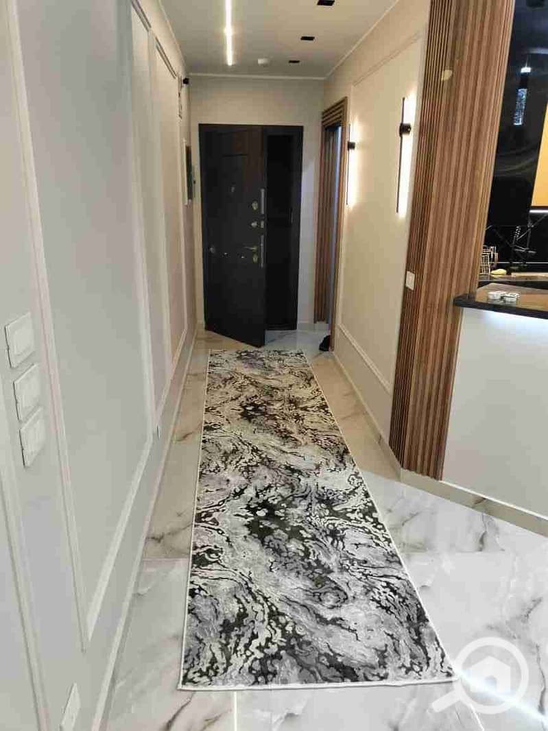 1000246950. jpg 1000246950. jpg