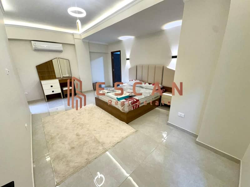 12 U404271 (12). jpg