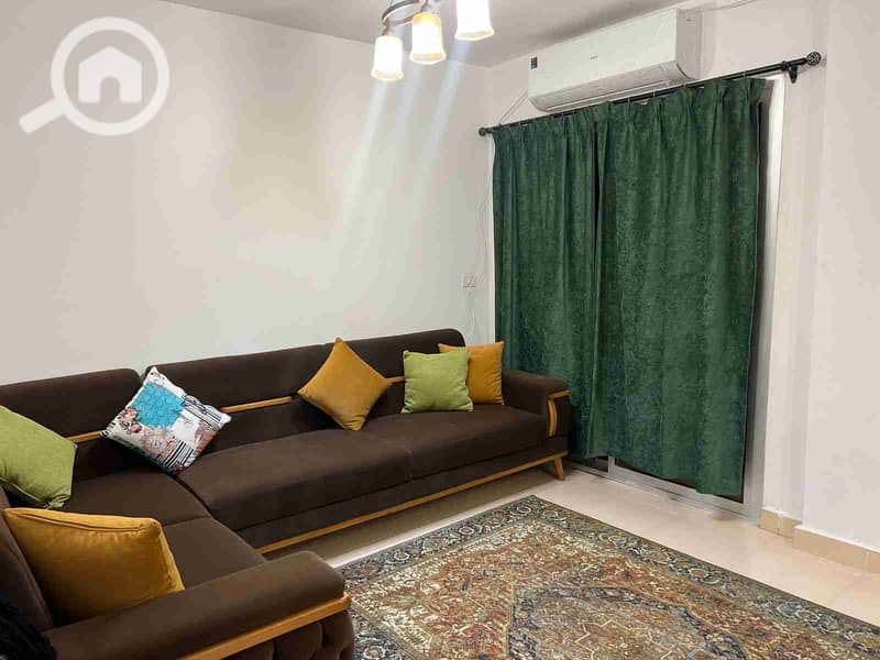 1000526490. jpg 1000526490. jpg