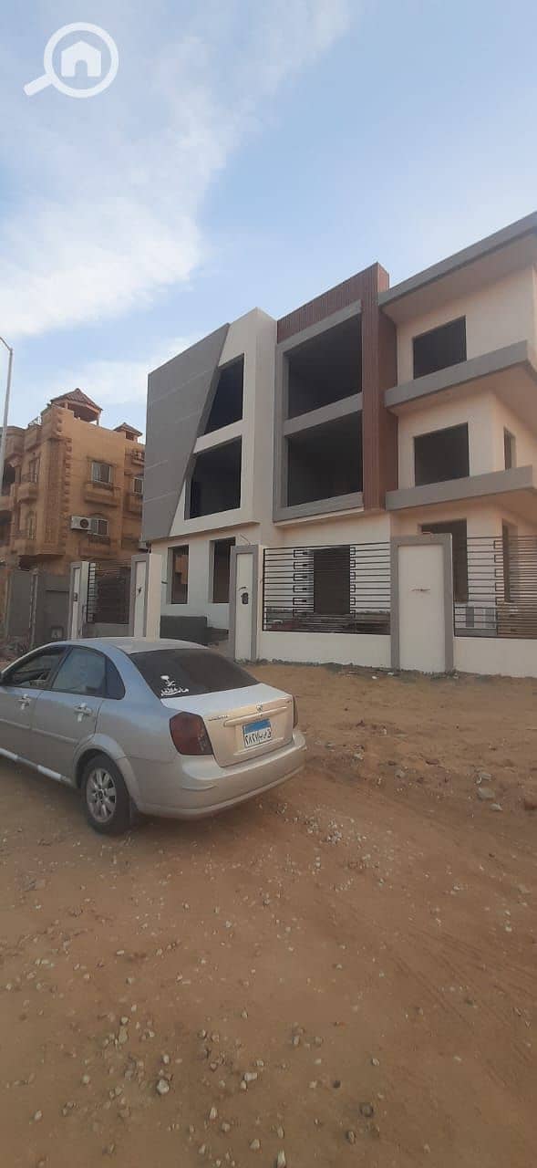 5 WhatsApp Image 2025-10-24 at 12.23. 56 AM (1). jpeg