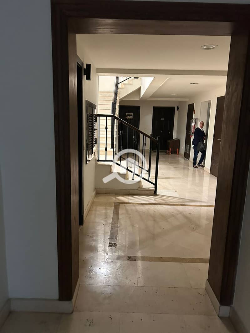 11 17d635be-5fe7-4a30-af74-a2482c5a8cc7. jpeg