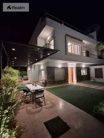 فیلا 3 غرف نوم للبيع في الشيخ زايد، الجيزة - 498169046_122147760782611421_3006980561950487897_n. jpg