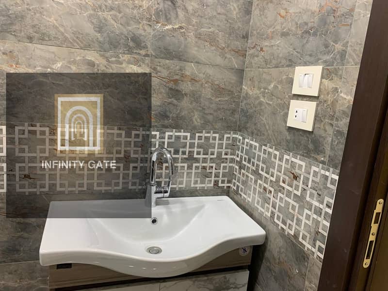 5 WhatsApp Image 2025-10-05 at 6.13. 45 PM (1). jpeg