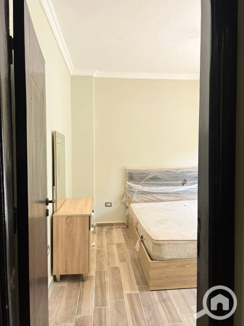 2 6d217600-7a79-4e2a-82a5-bef80a20b183. jpg