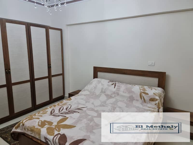 7 eee95166-2a05-4fcc-b2f9-5fc707a1844c. jpg