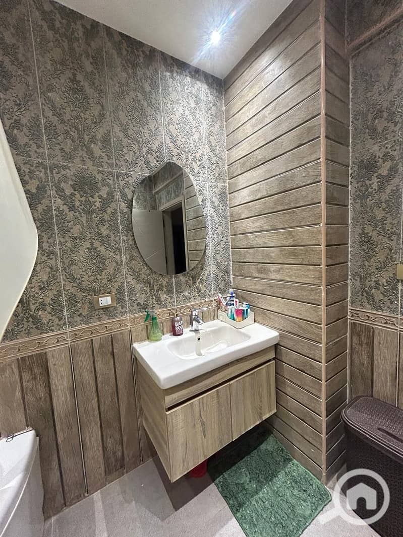 6 WhatsApp Image 2025-10-28 at 11.31. 37 AM (2). jpeg