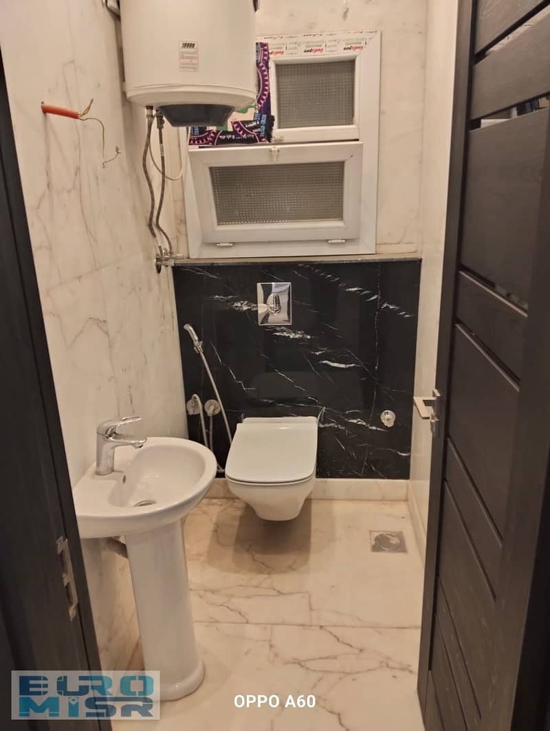 10 WhatsApp Image 2025-09-28 at 6.49. 43 PM. jpeg