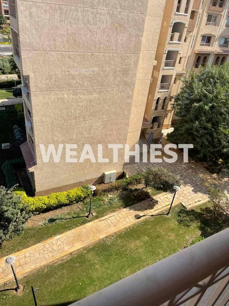 18 67f30404-893f-46d7-b34e-978b9cef3a2e. jpg