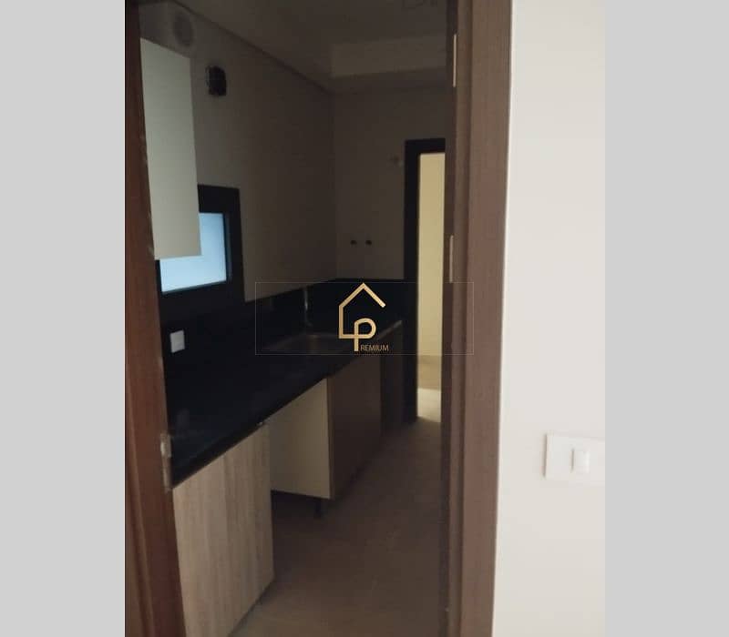 5 WhatsApp Image 2025-10-05 at 12.53. 12 PM (3). jpg