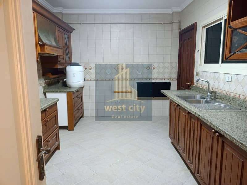 3 IMG-20251104-WA0018. jpg