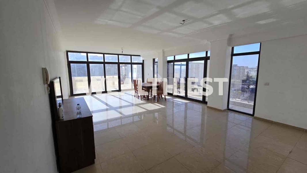 8 d12abe4a-3918-4181-bf7b-c66bf458963a. jpg