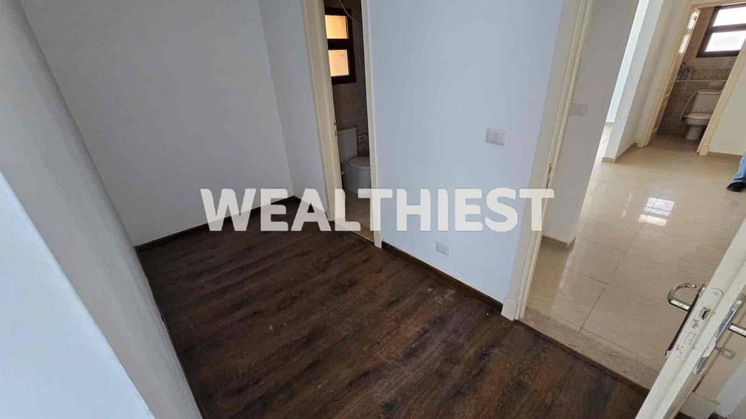 16 cfa5438f-cc61-41a5-8007-824ccb5318dd. jpg