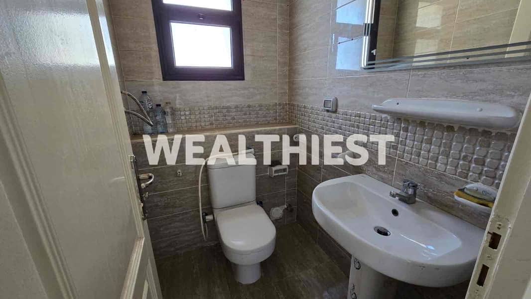 19 9081c8ad-e39d-4a8d-869d-54b3e8dacf47. jpg