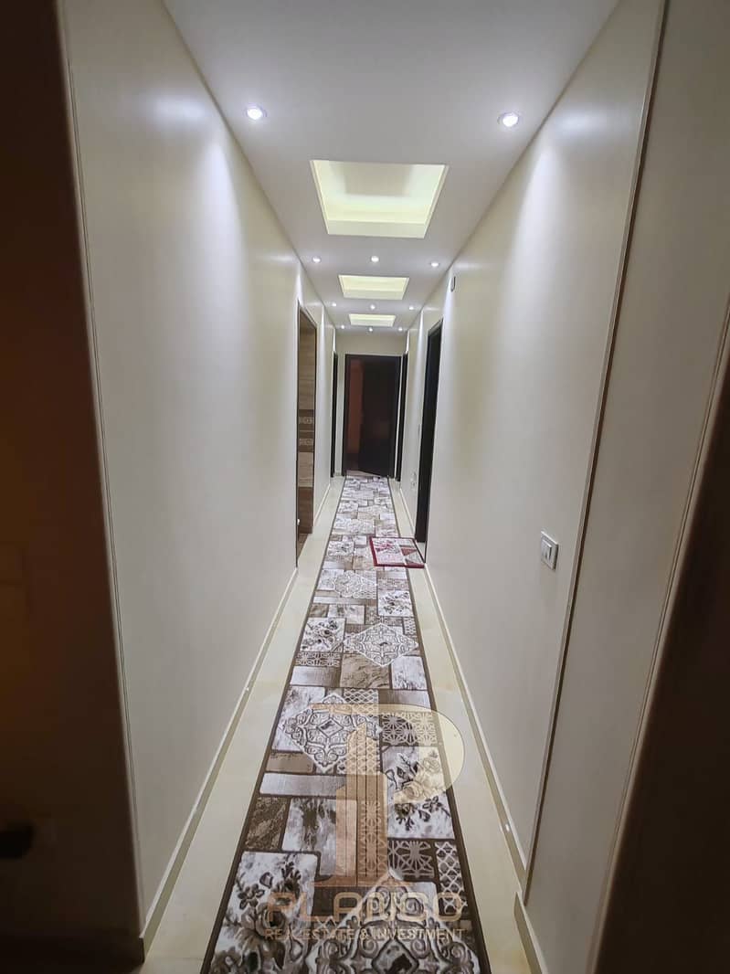 10 c224418f-2f45-4143-a81b-18e5dfc0b99b. jpeg