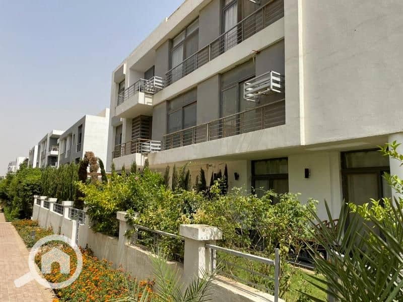 3 WhatsApp Image 2025-11-05 at 5.25. 54 AM. jpg