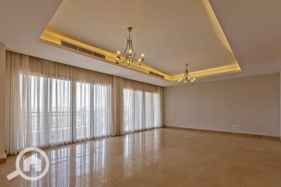 3 WhatsApp Image 2025-11-04 at 17.34. 33. jpeg