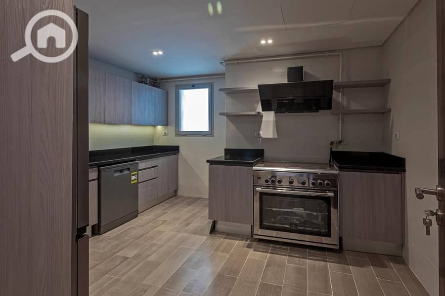 7 WhatsApp Image 2025-11-04 at 17.34. 37. jpeg