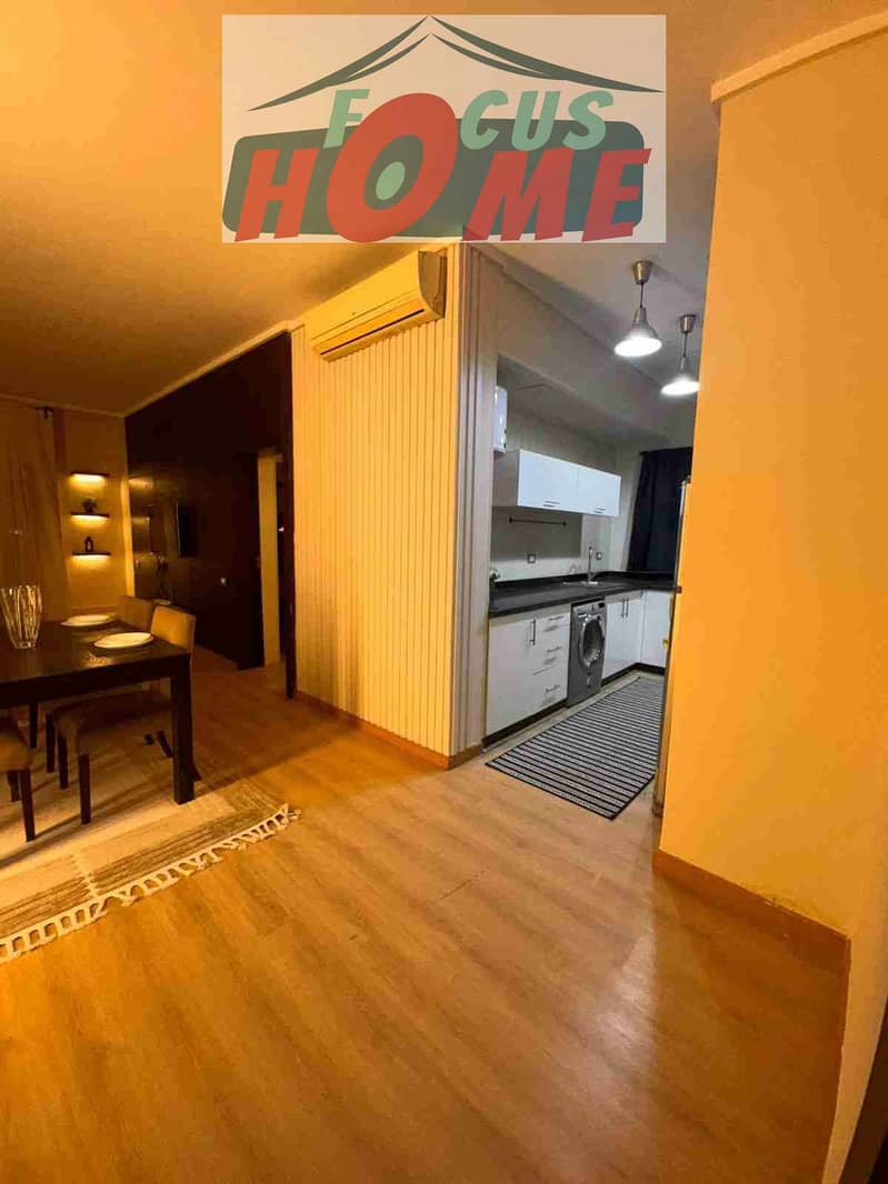 1000619125. jpg 1000619125. jpg