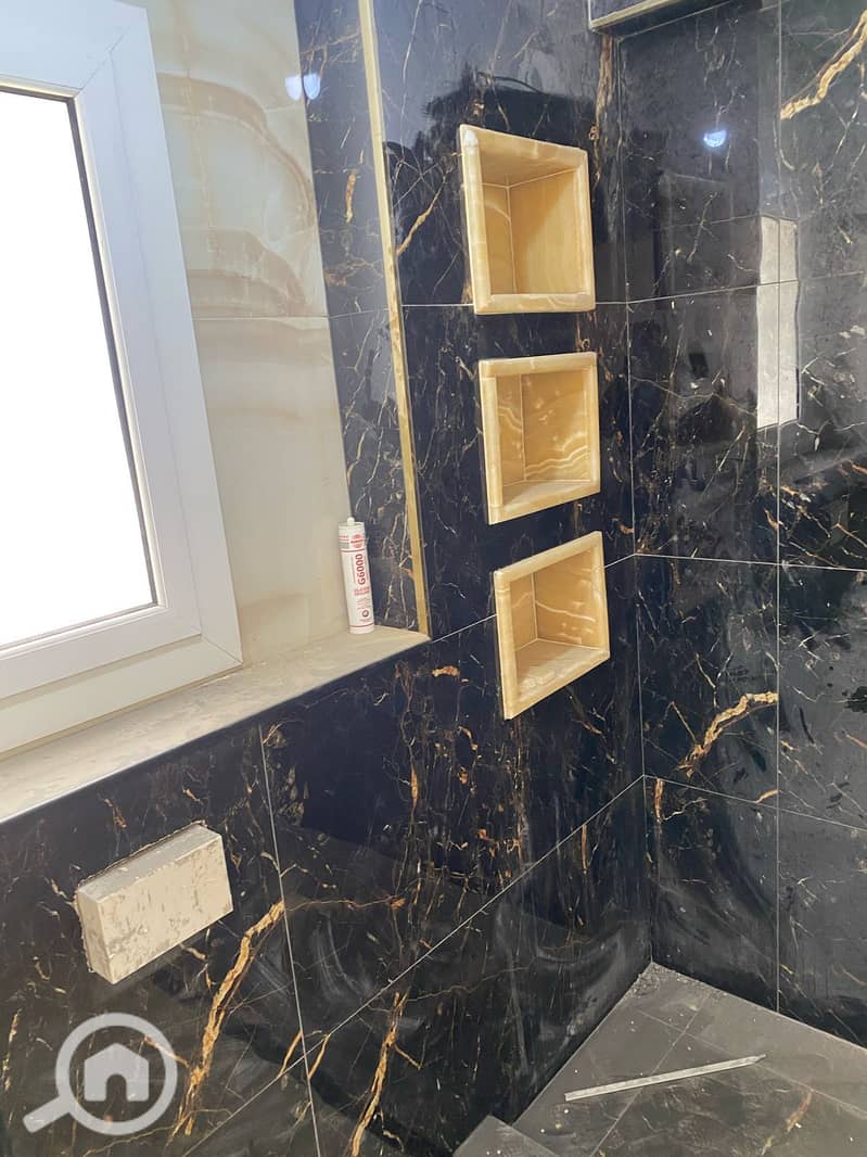 4 f67fd8a3-3347-4d44-b165-7dad0d81fc54. jpg