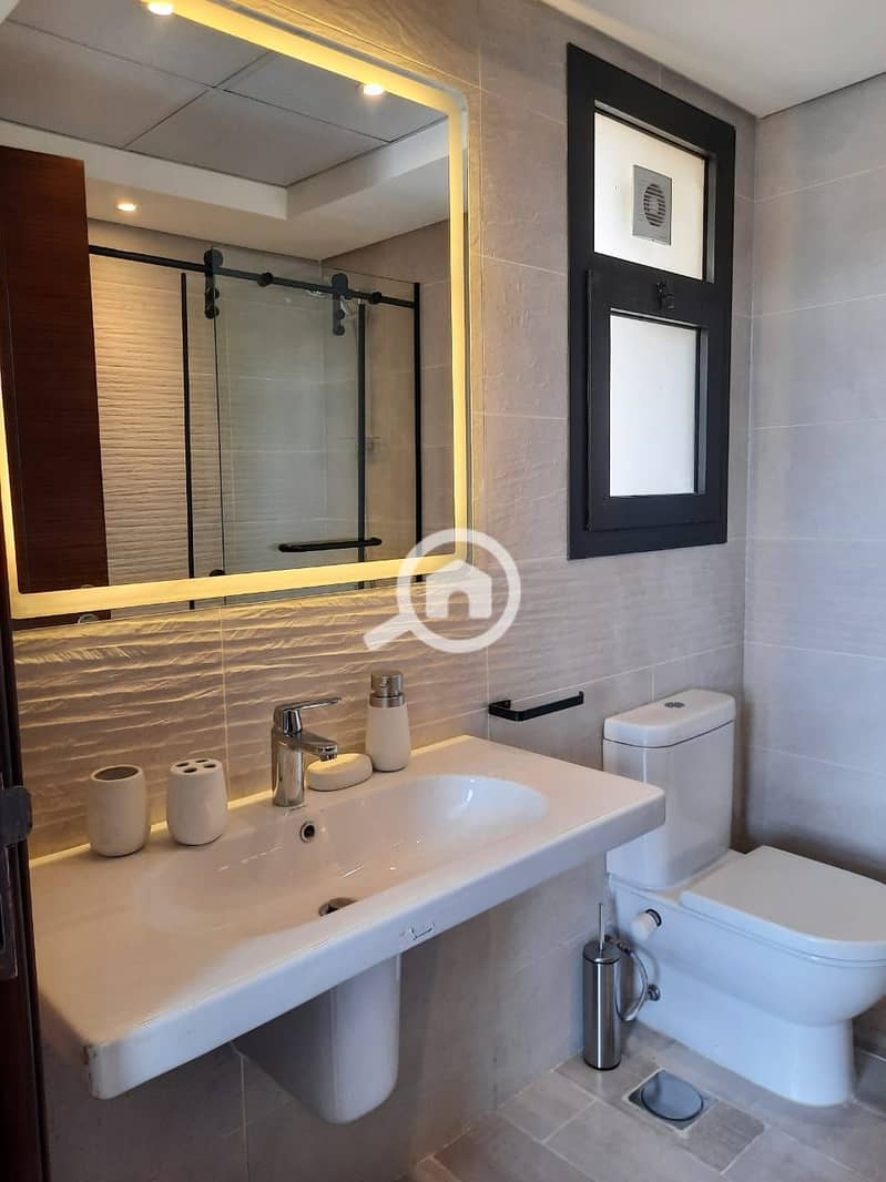 29 WhatsApp Image 2025-11-05 at 2.09. 50 PM (1). jpeg