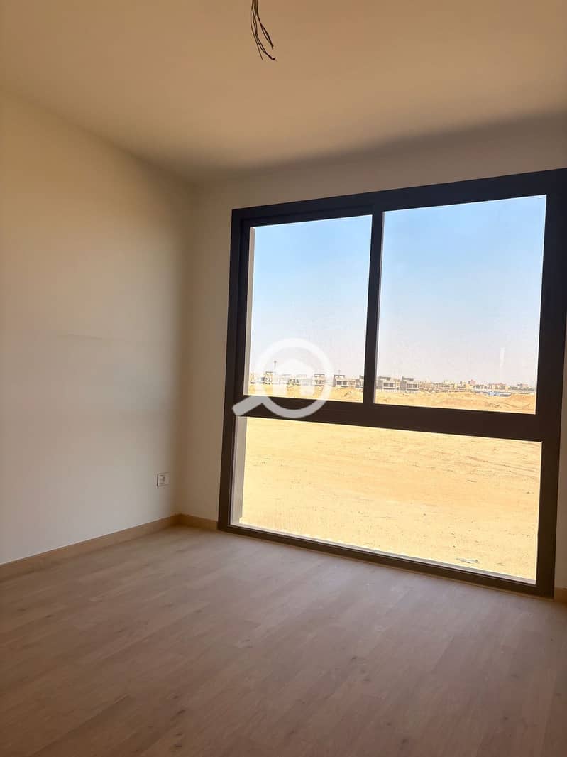 18 d3246ff9-0660-4ccf-96e8-105a93138a73. jpg