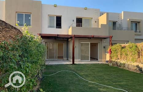 توين هاوس 4 غرف نوم للبيع في 6 أكتوبر، الجيزة - PHOTO-2023-06-26-13-50-39. jpg